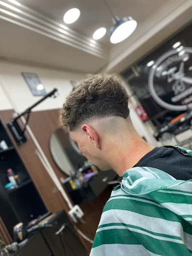 Barbershop By Luis — trabajo 5
